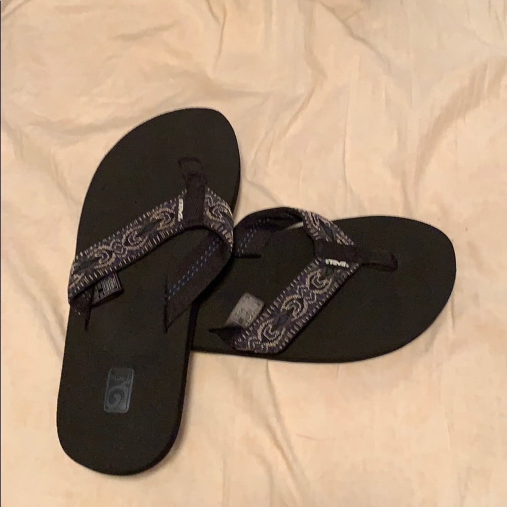 Brand new flip flops